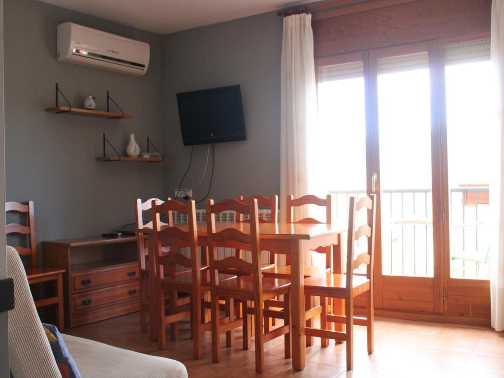 Hotel Casa Domenc Aren Екстер'єр фото