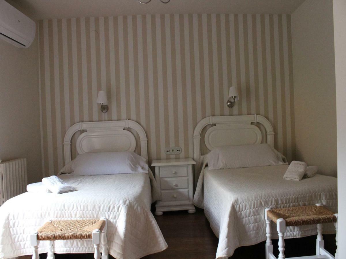 Hotel Casa Domenc Aren Екстер'єр фото
